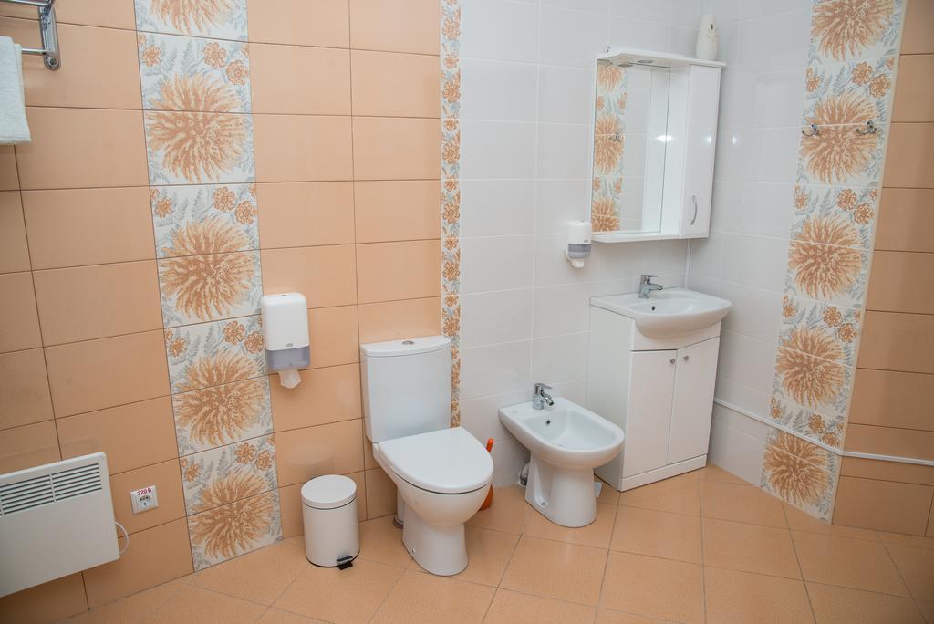 12 Months Mini 3* Одеса